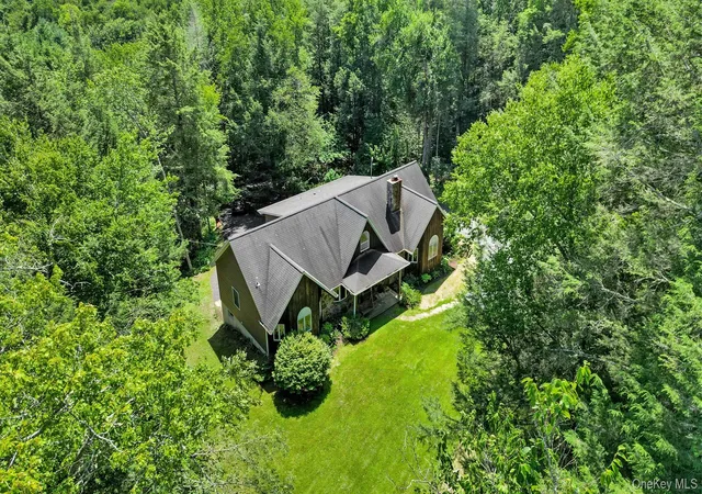Photo 4 of Single family home for sale at 2735 Denning Rd, Denning, NY 12725 | MLS# 1034153 | Listing updated on 2026-08-19