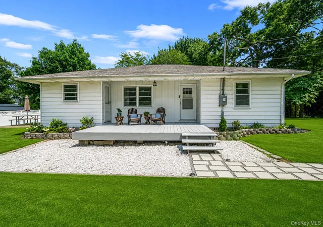 Photo 3 of Sale Pending at 15 Oceanview Ave, Brookhaven, NY 11738 | MLS# 1034155 | Listing updated on 2026-08-30
