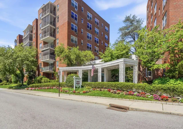 Photo 1 of Condo for sale at 281 Garth Rd #B5H, Eastchester, NY 10583 | MLS# 1034160 | Listing updated on 2026-10-04