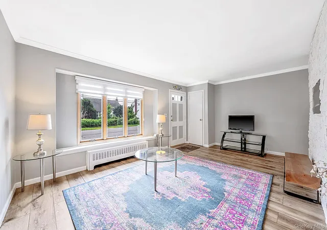 3rd image of 236 36Th St, Babylon, NY 11757 | MLS# 1034187