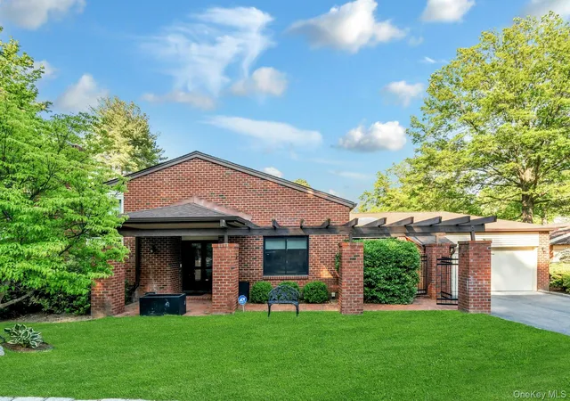 Photo 1 of Condo for sale at 177 Gannet Ct, North Hempstead, NY 11030 | MLS# 1034201 | Listing updated on 2026-08-14