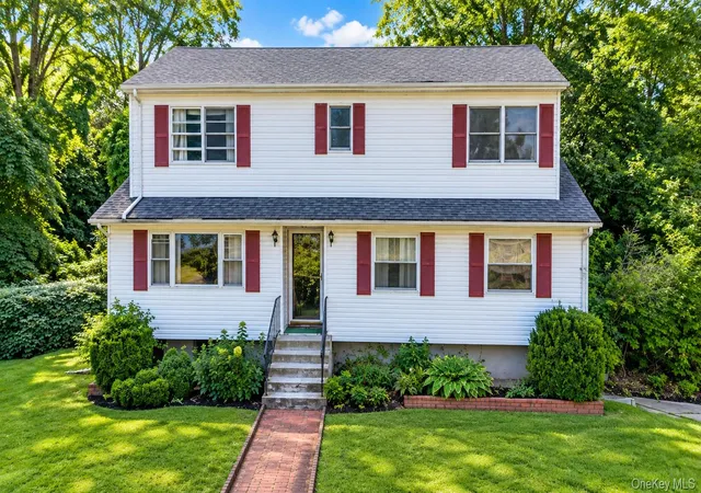 Single family home for sale at 2 Custom Ln, Brookhaven, NY 11776 | MLS# 1034212
