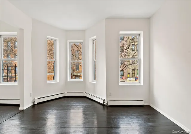 Photo 4 of House for sale at 2308 Morris Ave, New York, NY 10468 | MLS# 1034221 | Listing updated on 2026-08-04