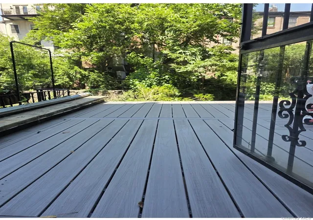 Listing Photo 4 - Condo for sale in building located at 437 W 43Rd St, New York, NY 10036 - Unit #1