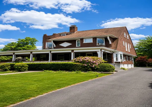 Photo 2 of Single family home for sale at 29 The Blvd, New Rochelle, NY 10801 | MLS# 1034249 | Listing updated on 2026-09-09