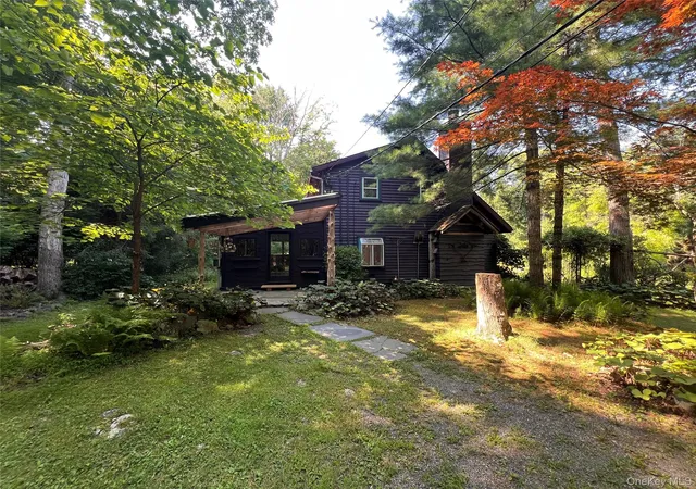 Photo 2 of Single family home for sale at 323 Beaverkill Rd, Marbletown, NY 12401 | MLS# 1034273 | Listing updated on 2026-09-17