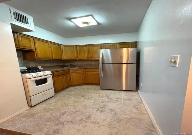 Photo 4 of House for sale at 41-31 51st Street #6M, New York, NY 11377 | MLS# 1034292 | Listing updated on 2026-09-30