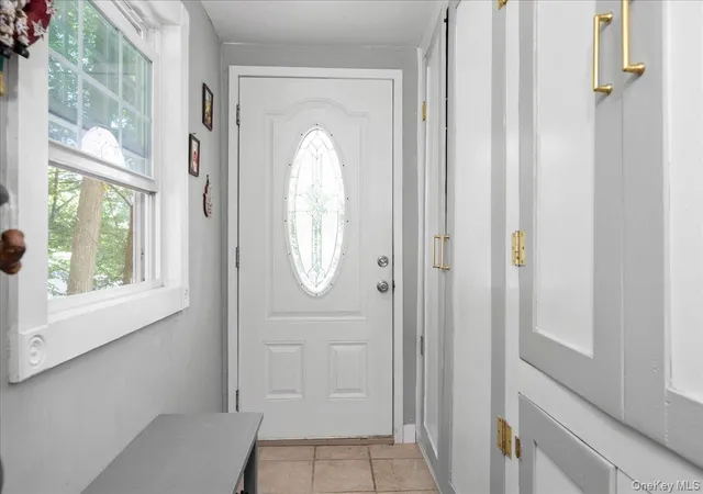Photo 4 of Single family home for sale at 42 Deer Trl S, Warwick (town), NY 10925 | MLS# 1034300 | Listing updated on 2026-10-08
