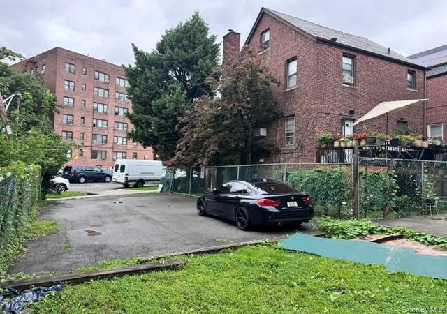 Photo 3 of Multi family home for sale at 1038 Esplanade Ave, New York, NY 10461 | MLS# 1034308 | Listing updated on 2026-08-06