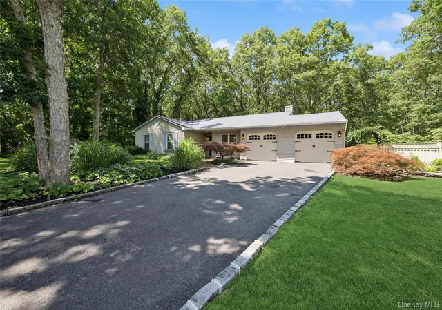 Photo 3 of Sale Pending at 9 Grove Ave, Brookhaven, NY 11727 | MLS# 1034311 | Listing updated on 2026-10-09