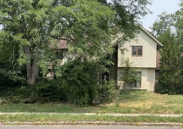 1st image of 18 Lady Godiva Wy, Clarkstown, NY 10956 | MLS# 1034332