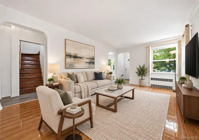 Photo 2 of Single family home for sale at 5332 187th Street, New York, NY 11365 | MLS# 1034337 | Listing updated on 2026-09-28