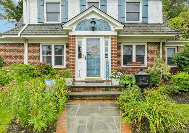 Photo 3 of Single family home for sale at 110 William St, North Hempstead, NY 11596 | MLS# 1034339 | Listing updated on 2026-09-17