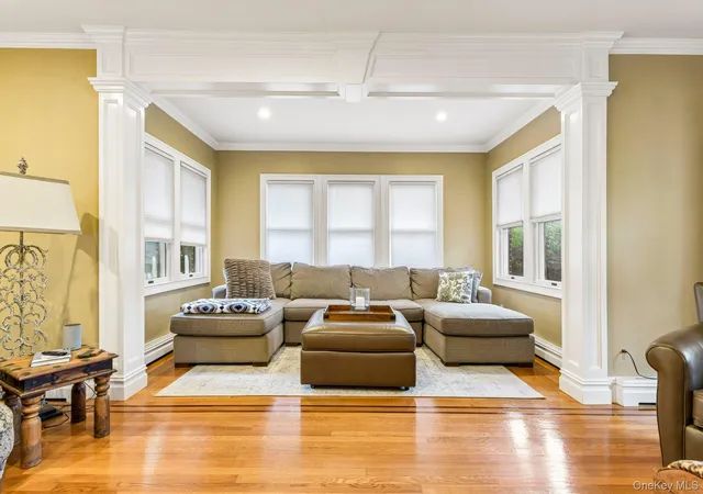 Photo 4 of Single family home for sale at 110 William St, North Hempstead, NY 11596 | MLS# 1034339 | Listing updated on 2026-09-13