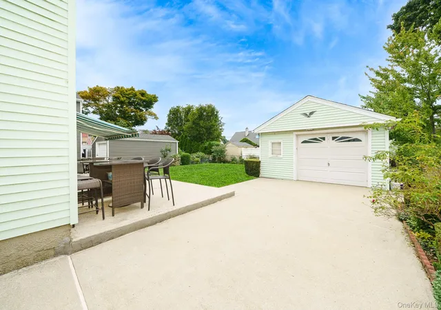 4th image of 65 5Th St, North Hempstead, NY 11040 | MLS# 1034347
