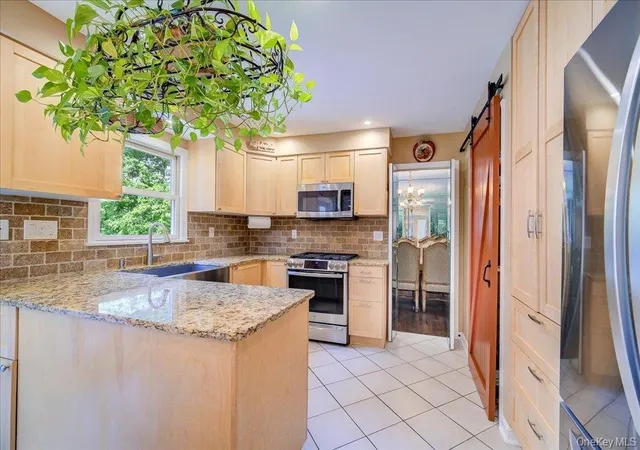 Photo 3 of Single family home for sale at 22 Concord Dr, Clarkstown, NY 10956 | MLS# 1034409 | Listing updated on 2026-08-06