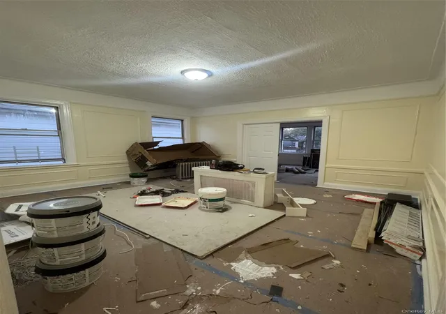 Listing Photo 4 - Condo for sale in building located at 4346 Edson Ave, New York, NY 10466