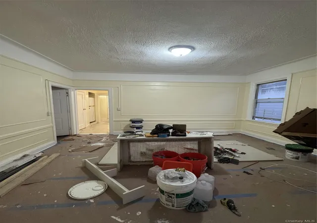 Listing Photo 5 - Condo for sale in building located at 4346 Edson Ave, New York, NY 10466