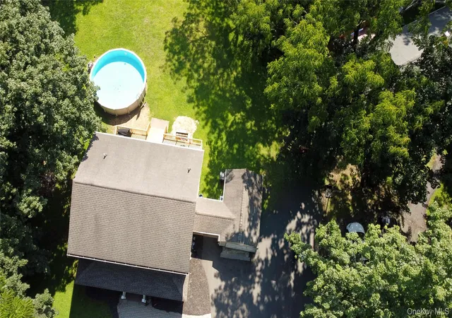 Photo 3 of Single family home for sale at 10 Reservoir Rd, Stony Point, NY 10980 | MLS# 1034446 | Listing updated on 2026-09-29