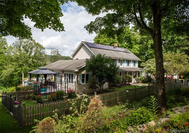Photo 2 of Single family home for sale at 912 918 Hollow Rd, Clinton, NY 12514 | MLS# 1034448 | Listing updated on 2026-08-29