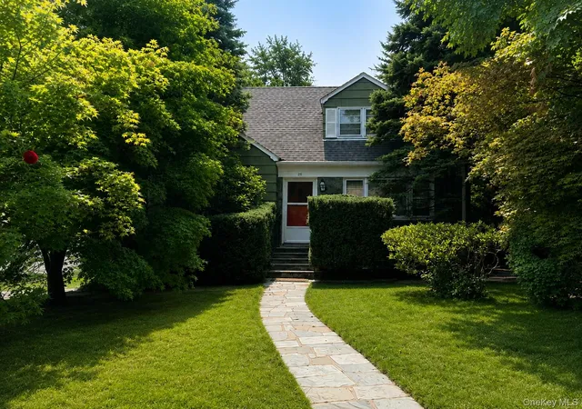 Photo 1 of Single family home for sale at 26 Reynolds Pl, Eastchester, NY 10583 | MLS# 1034459 | Listing updated on 2026-08-26