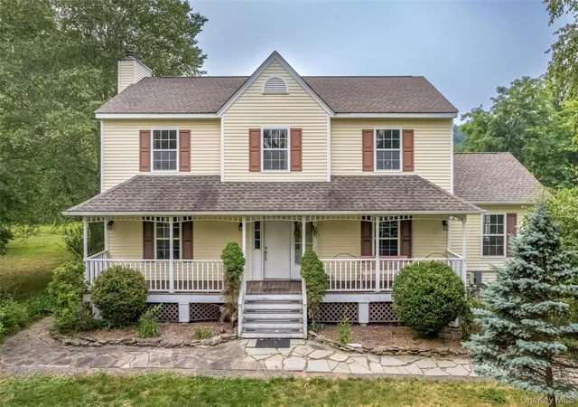Photo 2 of Single family home for sale at 28 Church Farm Rd, Gardiner, NY 12525 | MLS# 1034470 | Listing updated on 2026-09-28