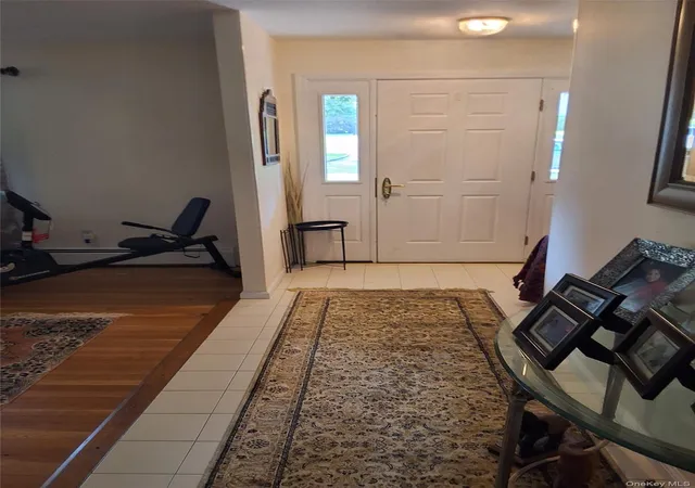 Photo 3 of Single family home for sale at 6 Strathmore Dr, Clarkstown, NY 10956 | MLS# 1034475 | Listing updated on 2026-08-31