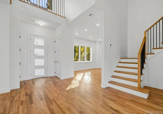 Photo 4 of Single family home for sale at 82 Goosepond Mountain Rd, Chester Town, NY 10918 | MLS# 1034493 | Listing updated on 2026-10-29