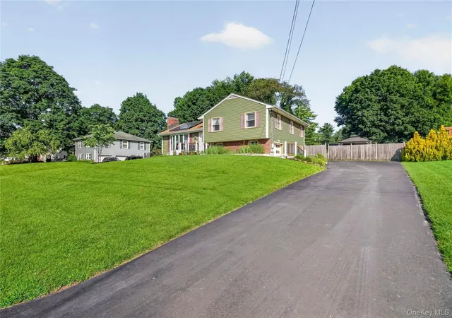 Photo 1 of Single family home for sale at 17 N Jackson Dr, Poughkeepsie (town), NY 12603 | MLS# 1034503 | Listing updated on 2026-10-09