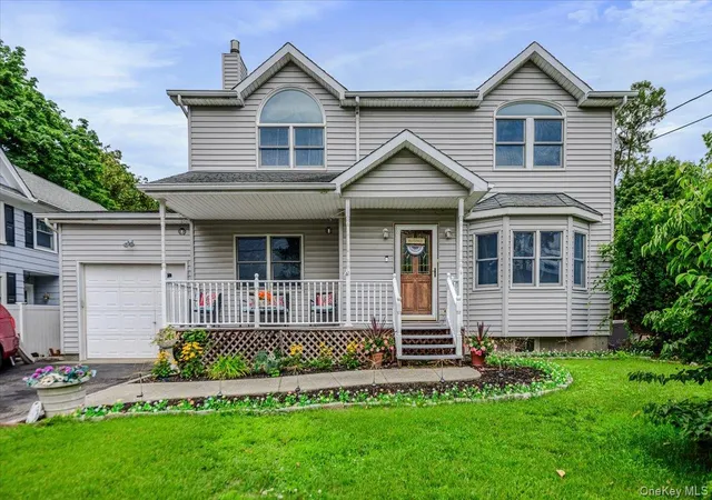 Photo 1 of Sale Pending at 13 Meadow Ln, Oyster Bay, NY 11709 | MLS# 1034512 | Listing updated on 2026-10-06