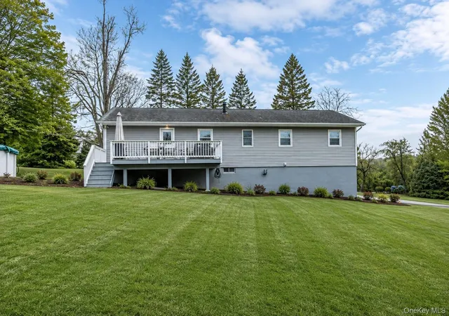 Photo 3 of Single family home for sale at 1462 New York Route 17a, Warwick (town), NY 10990 | MLS# 1034514 | Listing updated on 2026-09-18