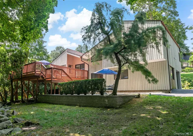 Photo 3 of Single family home for sale at 68 Burns Pl, Ossining, NY 10510 | MLS# 1034571 | Listing updated on 2026-09-16