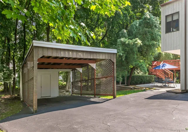 Photo 3 of Single family home for sale at 68 Burns Pl, Ossining, NY 10510 | MLS# 1034571 | Listing updated on 2026-09-16