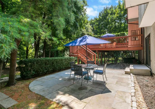 Photo 4 of Single family home for sale at 68 Burns Pl, Ossining, NY 10510 | MLS# 1034571 | Listing updated on 2026-09-16