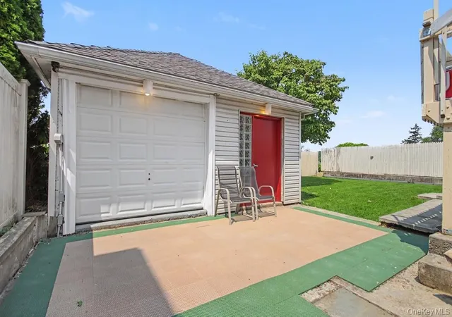 Photo 3 of Sale Pending at 127 Wickes Ave, Yonkers, NY 10701 | MLS# 1034602 | Listing updated on 2026-08-24