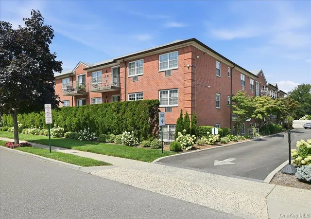 Photo 2 of Sale Pending at 250 N Village Ave #B2, Hempstead, NY 11570 | MLS# 1034605 | Listing updated on 2026-08-30