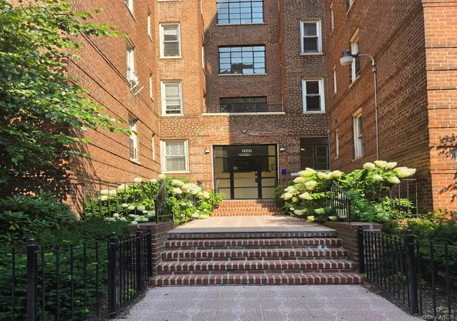Photo 1 of Condo for sale at 2080 Barnes Ave #5B, New York, NY 10462 | MLS# 1034613 | Listing updated on 2026-09-03