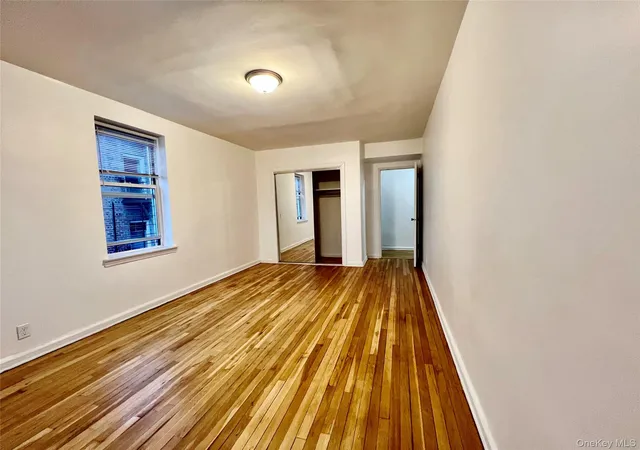 Photo 4 of House for sale at 2080 Barnes Ave #5B, New York, NY 10462 | MLS# 1034613 | Listing updated on 2026-10-01