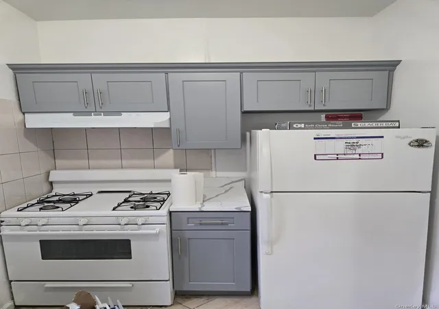 Photo 3 of Condo for sale at 9752 75th Street #B31, New York, NY 11416 | MLS# 1034639 | Listing updated on 2026-09-20