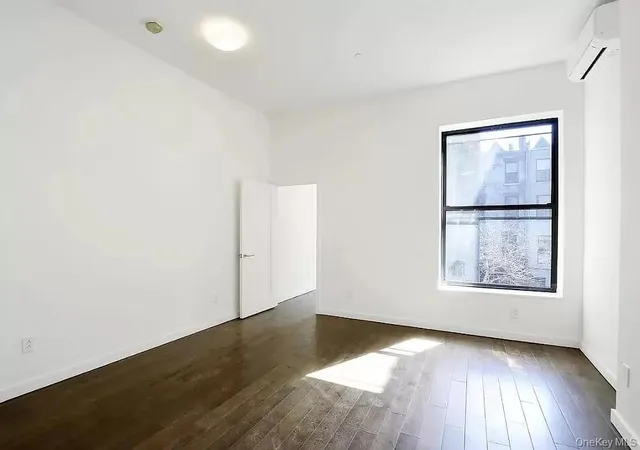 Photo 3 of House for sale at 286 W 137th Street, New York, NY 10030 | MLS# 1034655 | Listing updated on 2026-08-05