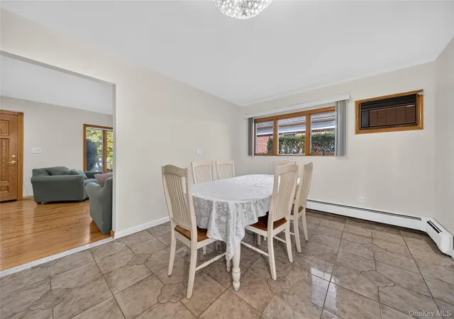 Photo 4 of Single family home for sale at 612 Marcellus Rd, North Hempstead, NY 11596 | MLS# 1034664 | Listing updated on 2026-08-16