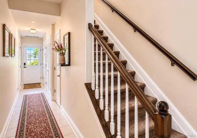 Photo 3 of Condo for sale at 7 Lager Ln #7, Brookhaven, NY 11772 | MLS# 1034665 | Listing updated on 2026-08-22
