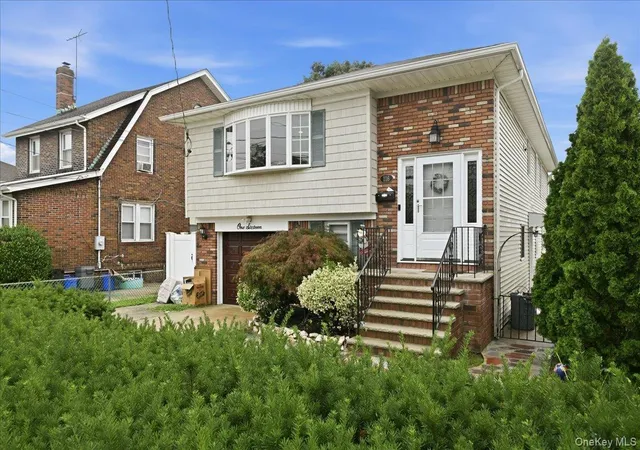 Photo 2 of Sale Pending at 116 Elm St, Hempstead, NY 11580 | MLS# 1034672 | Listing updated on 2026-08-25