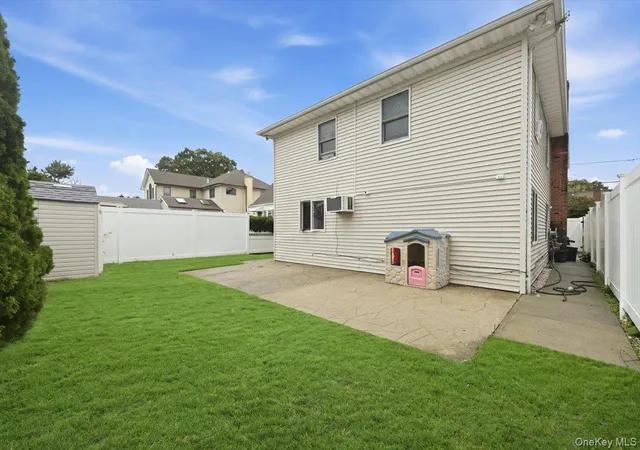 Photo 26 of Sale Pending at 116 Elm St, Hempstead, NY 11580 | MLS# 1034672 | Listing updated on 2026-08-25