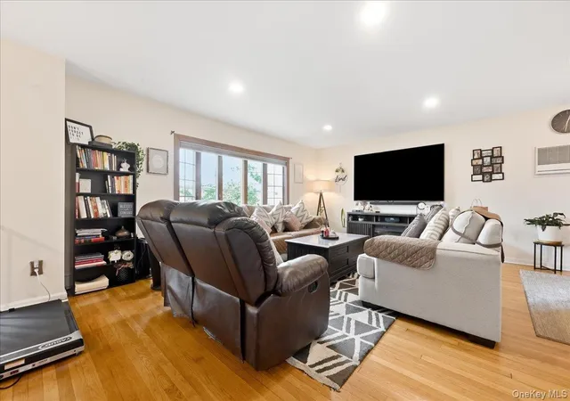 Photo 3 of Sale Pending at 116 Elm St, Hempstead, NY 11580 | MLS# 1034672 | Listing updated on 2026-08-25