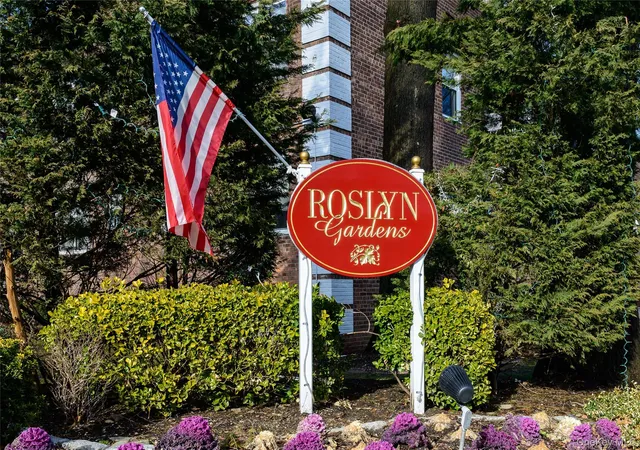 1st image of 25 Edwards St #2 E, North Hempstead, NY 11576 | MLS# 1034676