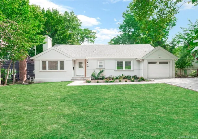 1st image of 10 W Terrace Rd, North Hempstead, NY 11021 | MLS# 1034680