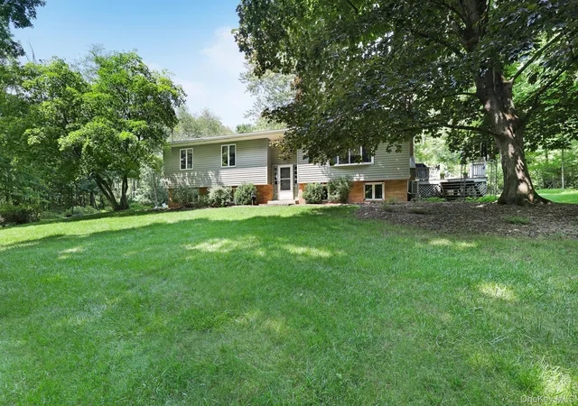 3rd image of 2333 Mountain Rd, Mount Hope, NY 10963 | MLS# 1034700