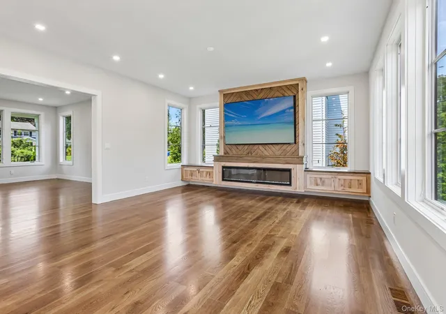 5th image of 41 Potters Ln, New Rochelle, NY 10805 | MLS# 1034709