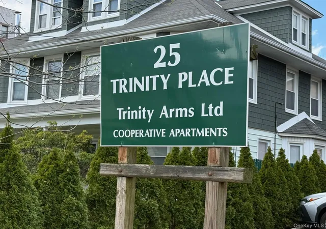 2nd image of 25 Trinity Pl #3M, New Rochelle, NY 10805 | MLS# 1034718